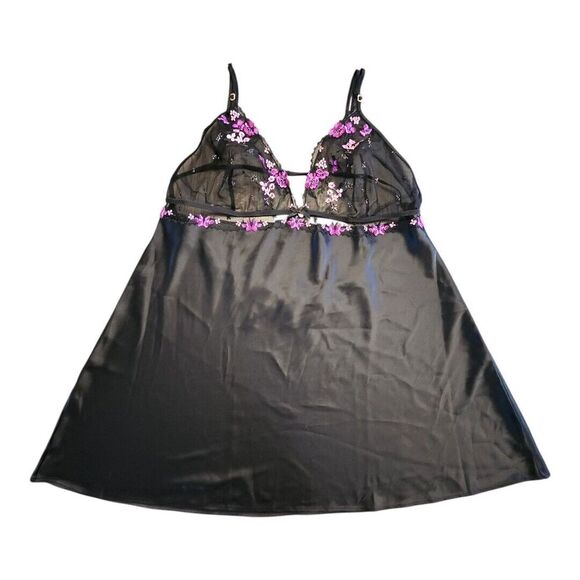 Victoria's Secret Other - Victoria's Women's Secret Floral Embroidery Black Satin Slip Size XXL NWT